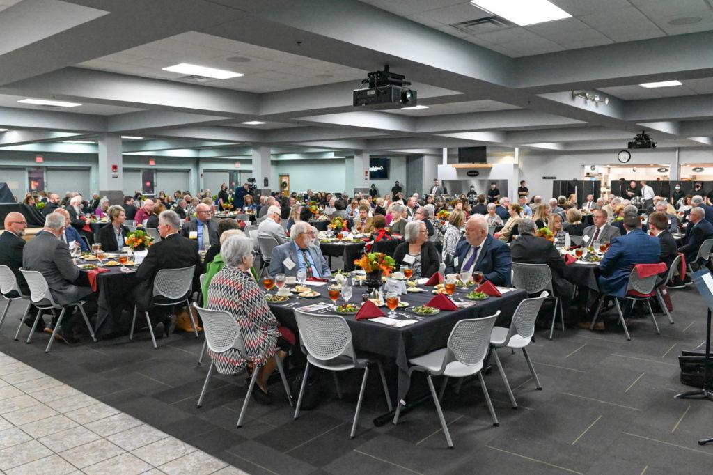 New President’s Club members recognized at dinner